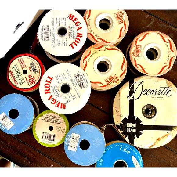 VTG Christmas Holiday Gift Wrapping PLAID Ribbon Rolls RED GOLD Satin Lot 10 - Picture 2 of 15